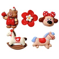 Nouveaux breloques en résine pour animaux de compagnie, ours fleuris, accessoires pour boucles de chaussures, vente en gros, design de cheval de dessin animé pour le Nouvel An, fond plat