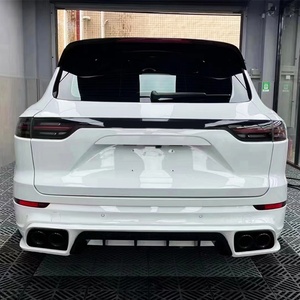 ชุดแต่งกันชนหลังรุ่นปี 2018 สำหรับ Cayenne ปี 2011-2017 พร้อมช่องสำหรับไฟตัดหมอก - Product Image 5
