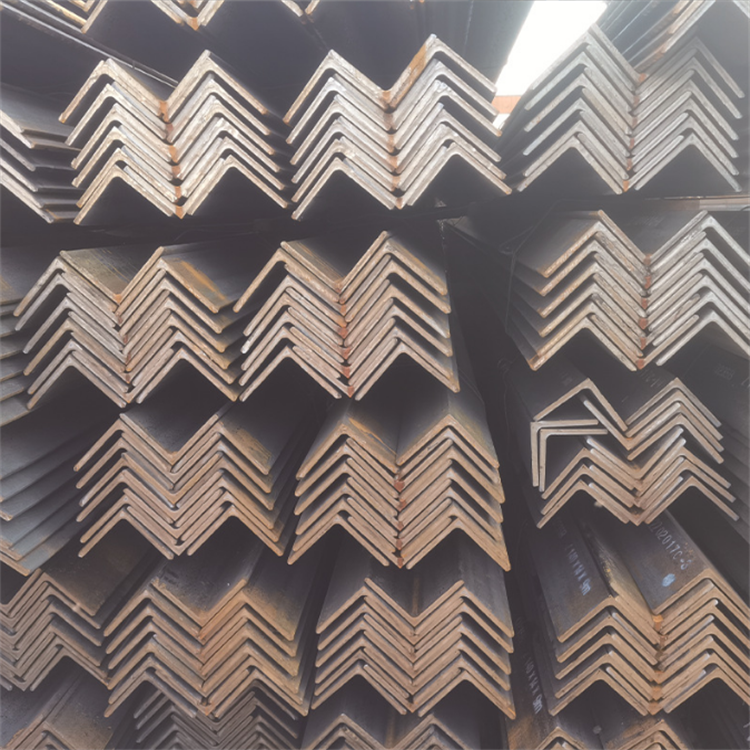 80 X 80 X 6MM Angle iron 80 X 80 X 6MM Angle iron