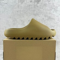 Sandales plates unisexes en mousse EVA, semelle épaisse, semelle extérieure dentelée, coussin nuage, décontractées, pour plage et extérieur.