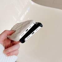 Nouvelle coque de téléphone texture caviar pour iPhone 16 15 14 13 12, housse de luxe matelassée pour iPhone 11/12/13