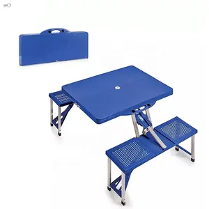 NPOT Mesa e cadeiras de acampamento leve Mesa de plástico Mesa de piquenique com 4 assentos para festa familiar