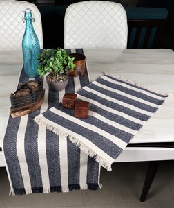 Chemin de table rayé élégant avec franges, tapis de table en coton pour la maison, l'hôtel, la salle à manger, prix de gros - Product Image 1