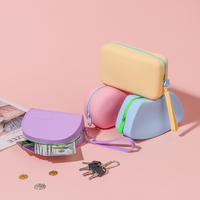 Nouvelle Trousse de Maquillage Rose en Silicone Souple Tendance pour Femme – Sac de Rangement Décontracté Réutilisable – Ensemble de Sacs Pochette