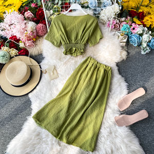 Ensemble <span class=keywords><strong>2</strong></span> pièces Nouveau T-shirt à col en V à manches courtes Femmes Couleur solide Tight Sexy Deep V-neck Euro American Ins Spice Girls - Product Image 5