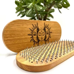 Tabla Sadhu de Madera para Entrenamiento de Meditación y Masajeador de Pies - Product Image 1