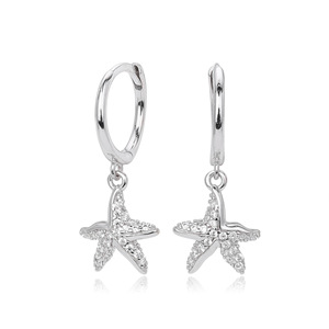 Pendientes de plata 925 para mujer, diseño de estrella de mar, con circonitas brillantes, tipo huggie, joyería para mujer. - Product Image 2