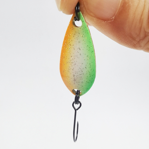 Alpha 3g 30mm Cuillère de pêche <span class=keywords><strong>en</strong></span> métal cuivre avec hameçon coré<span class=keywords><strong>en</strong></span> pour <span class=keywords><strong>la</strong></span> pêche sur glace <span class=keywords><strong>en</strong></span> <span class=keywords><strong>hiver</strong></span> dans les rivières, les lacs et les cours d'eau - Product Image 2