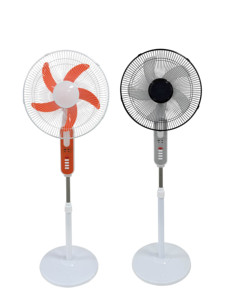 Ventilateur sur pied solaire YIHAN, fonction oscillante, commande numérique, hauteur réglable, 5 pales, moteur DC, efficacité énergétique A+ - Product Image 4