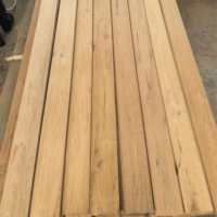Vente en gros usine : Chêne chinois Qin Chao avec nœuds, bois dur thermo-traité, carbonisation profonde, sans formaldéhyde, écologique
