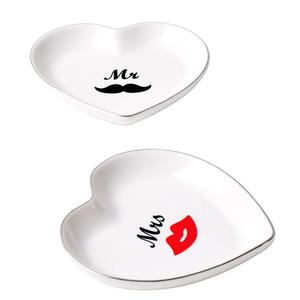Plateau à bijoux pour bague de fiançailles, cadeau de mariage, mariée, marié, Mr & Mrs, plateau à bibelots en céramique pour couples - Product Image 1