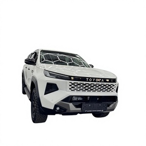 Toyota Hilux Travo Overland 2.8 Diesel Turbo Automatique 2025 d'occasion, sièges en cuir, barres de toit en alliage d'aluminium, pneus R19 - Product Image 1