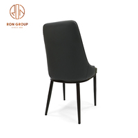 Vente en gros de chaise de restaurant moderne, légère, de haute qualité, élégante, avec cadre en métal, chaise de salle à manger en cuir PU souple