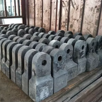 Tête de marteau de concasseur en acier au manganèse de haute précision, pièces de rechange réversibles résistantes à l'usure pour l'exploitation minière