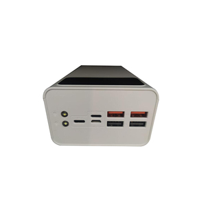 Venta caliente <span class=keywords><strong>Bancos</strong></span> de energía de gran capacidad 50000 mAh Banco de energía 30000mAh Powerbank Cuatro salidas USB Carga rápida para teléfonos inteligentes - Product Image 2