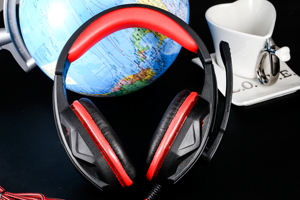 Tai Nghe Chơi Game Có Đèn Led Phát Sáng Và Phích Cắm 3.5 Cho Tai Nghe Chơi Game Âm Thanh Nổi Trò Chơi PUBG - Product Image 4