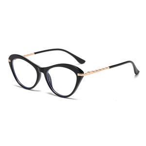 <span class=keywords><strong>Nouvelle</strong></span> paire <span class=keywords><strong>de</strong></span> <span class=keywords><strong>lunettes</strong></span> œil-<span class=keywords><strong>de</strong></span>-chat tendance avant-gardiste anti-lumière bleue <span class=keywords><strong>monture</strong></span> <span class=keywords><strong>de</strong></span> <span class=keywords><strong>lunettes</strong></span> - Product Image 5