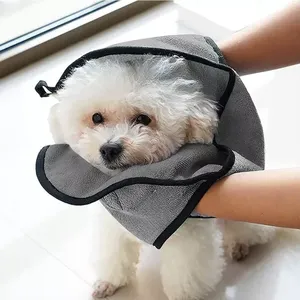 Kit of 2 <b>Microfiber</b> Pet <b>Bath</b> <b>Towels</b> with Pockets - Product Image 1