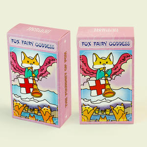 Cartes de tarot personnalisées avec impression de la déesse renarde fée sur une boîte haut de gamme pour un jeu complet de cartes de tarot et un guide - Product Image 1