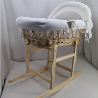 Panier Moïse de luxe en osier avec support en bois, mobilier de chambre d'enfant personnalisé, mobilier de chambre d'enfant pour nouveau-né, OEM