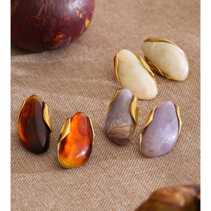 Pendientes Retro JINYOU 6604, Pendientes Multicolores de Resina, Chapados <span class=keywords><strong>en</strong></span> Oro de 18K, <span class=keywords><strong>Acero</strong></span> <span class=keywords><strong>Inoxidable</strong></span> PVD, Joyería - Product Image 2
