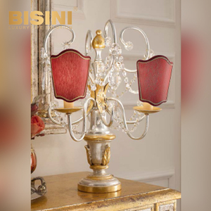 <span class=keywords><strong>Lampe</strong></span> de table avec gouttes de cristal et nuances rouges Éclairage de chambre Villa de style européen <span class=keywords><strong>Lampe</strong></span> de table exquise Éclairage haut de gamme <span class=keywords><strong>vintage</strong></span> - Product Image 1