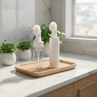 Bouteille ronde transparente en PET givré à faible MOQ avec bouchon sécurité enfant et brosse pour savon liquide, tampons, papier toilette et couches