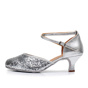 Scarpe da ballo da ballo di classe con sandali di cristallo sociale per feste scarpe da ballo da donna con punta chiusa - Product Image 4
