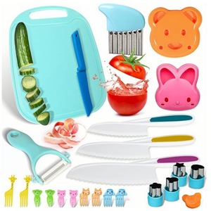 17 Piece Plastic Knife Set For Kids With Cutting Board And Fruit Veg Tools Safe Early Education Kitchen Play Set - Product Image 1