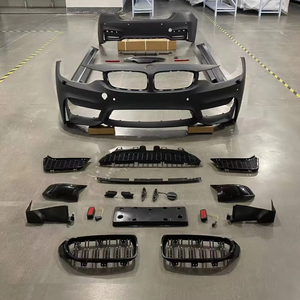 Kit Carrozzeria Body Kit M4 di Aggiornamento con Paraurti Griglia Cofano Parafango per <span class=keywords><strong>BMW</strong></span> <span class=keywords><strong>Serie</strong></span> <span class=keywords><strong>4</strong></span> F32 F33 F36 2011-2017 - Product Image 1