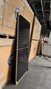 แผงโซลาร์เซลล์แบบ N-type ครึ่งเซลล์ ประสิทธิภาพสูง 575W-600W พร้อมระบบกักเก็บพลังงาน ประสิทธิภาพ 23.2% - Product Image 6