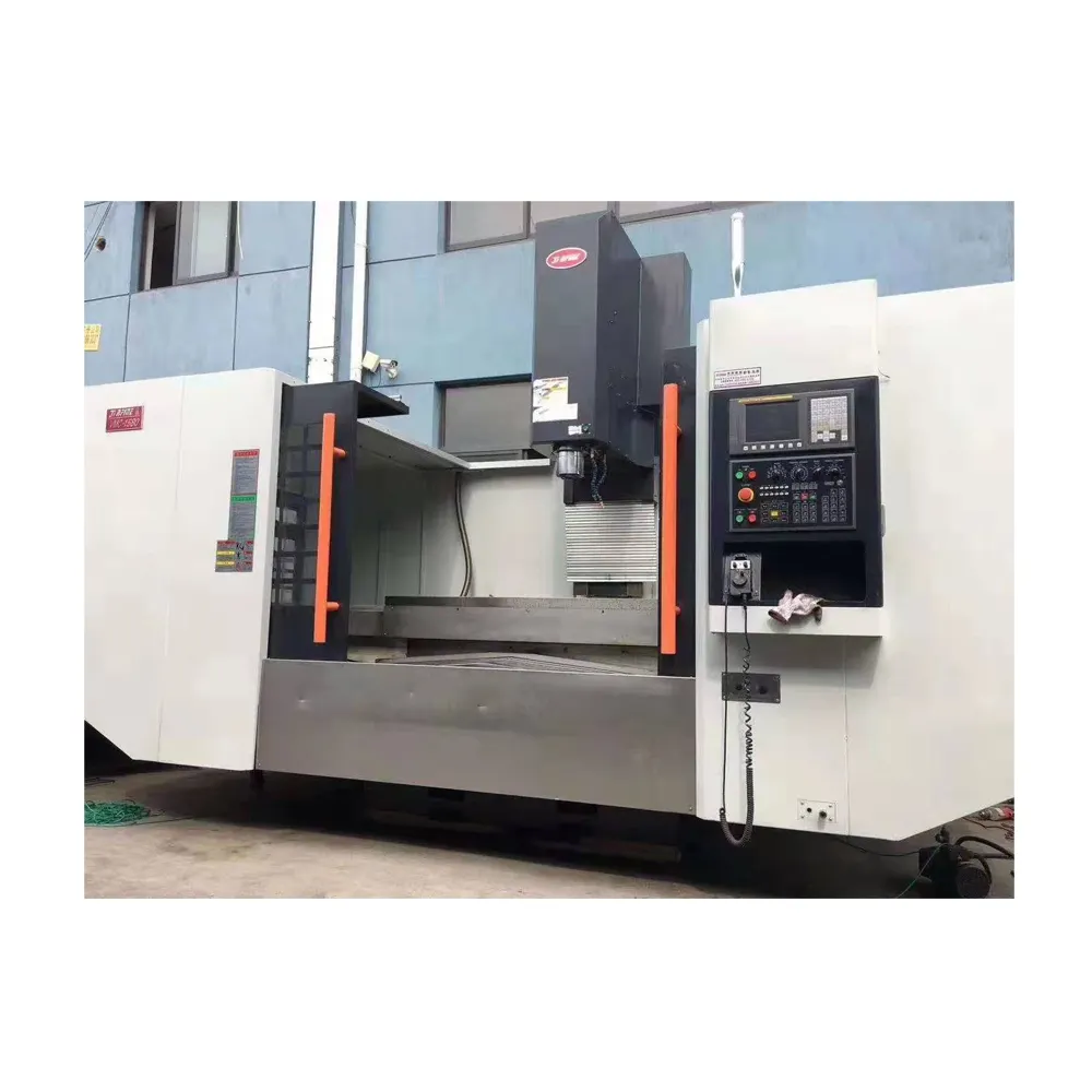 Máquina VMC 1580 de la marca china con sistema Fanuc, máquina vertical CNC, husillo central BT50