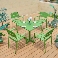 Mobilier d'extérieur table carrée en métal, terrasse restaurant bistrot café décontracté table en acier inoxydable
