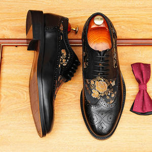 Mocasines de Cuero Negro para Hombre, Estilo Clásico para Vestir, Estilo Urbano, Hechos a Mano, con Punta en Pico y Hebilla Clásica - Product Image 4