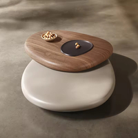 Table basse moderne irrégulière de designer, rotative, style rétro luxueux pour salon, table centrale créative en bois très prisée