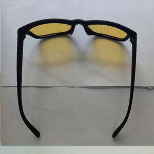 Lunettes de vision nocturne à verres jaunes personnalisables avec logo, vente en gros, anti-éblouissement, pour la conduite de nuit, lunettes de soleil polarisées pour hommes - Product Image 4