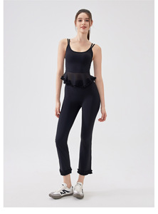 Camiseta de yoga para mujer con doble tirante fino, bajo de malla con volantes, camisola fluida para entrenamiento, camiseta deportiva acolchada para Pilates, danza, gimnasio y ropa deportiva. - Product Image 4