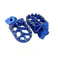 Pijakan Kaki Anti Selip Biru untuk Sepeda Motor Off Road YZ YZF WR 85 125 250 400 426 450F Suku Cadang Motor Trail