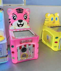 Máquina de Juego Individual Operada con Monedas, de Cristal, con Campana de Plástico de 1 Año de Duración, para Entretenimiento Interactivo Comercial entre Padres e Hijos - Product Image 2