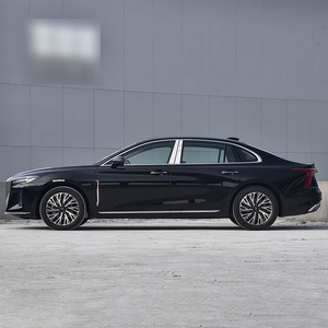 Hongqi H5 Gas petrol car Luxury Sedan Gasoline Vehicle Left Hand <b>Drive</b> High Performance gas vehicle autos for sale LHD deposit - Product Image 6