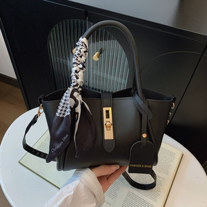 2026 Summer New Women <b>Mini</b> Bucket Bag PU Textured Trendy Versatile Crossbody Handbag Open High Quality Daily Use Wholesale - Product Image 5