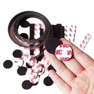 N52 magnete magnetico adesivo in gomma morbida al neodimio per frigo stampato personalizzato - Product Image 1