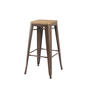 Ensemble <span class=keywords><strong>de</strong></span> <span class=keywords><strong>4</strong></span> tabourets industriels <span class=keywords><strong>de</strong></span> hauteur <span class=keywords><strong>de</strong></span> <span class=keywords><strong>bar</strong></span> en acier, empilables et sans dossier, pour l'intérieur et l'extérieur - Product Image 4