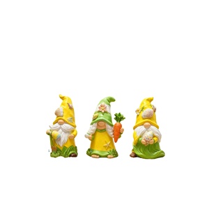 Ensemble de gnomes de Pâques en polyrésine personnalisés (3 pièces), avec décorations de carottes et d'œufs. Jolies décorations de printemps pour la maison, présentoirs pour étagères de jardin. - Product Image 1