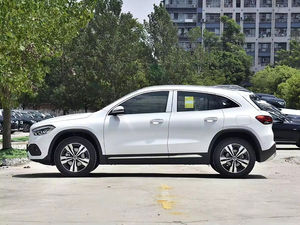 2025 <span class=keywords><strong>Mercedes</strong></span> B <span class=keywords><strong>E</strong></span> n Z GLA220 coche de lujo 1,3 T 163HP L4 caja de cambios automática de gasolina asientos de tela Interior oscuro FWD trasero Euro VI - Product Image 4