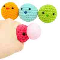 LINDOJUNI Balle anti-stress en crochet faite à la main avec pompon, douce, pour soulager l'anxiété, cadeau pour enfants et adultes