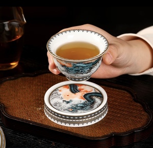 Service à <span class=keywords><strong>thé</strong></span> Gongfu chinois traditionnel en céramique <span class=keywords><strong>Dragon</strong></span> Cloud avec Gaiwan et tasses à <span class=keywords><strong>thé</strong></span>, coffret cadeau en bois de qualité supérieure pour cadeaux d'affaires - Product Image 3
