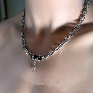 Enveloppé Noir Zircon <span class=keywords><strong>Croix</strong></span> Épissage Collier Unisexe En Acier Inoxydable Clavicule Chaîne <span class=keywords><strong>avec</strong></span> Lien Style À La Mode pour Hommes et Femmes - Product Image 6