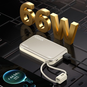 Nouveauté Chargeur portable 20000mah 10000mah avec logo personnalisé, câble intégré, banque de charge universelle 22.5W - Product Image 2