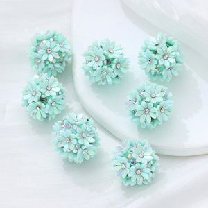 Perles en vrac de 20 mm en argile polymère, perles intercalaires 3D en strass, perles fantaisie en forme de fleur hawaïenne pour la fabrication de stylos et de bijoux - Product Image 4